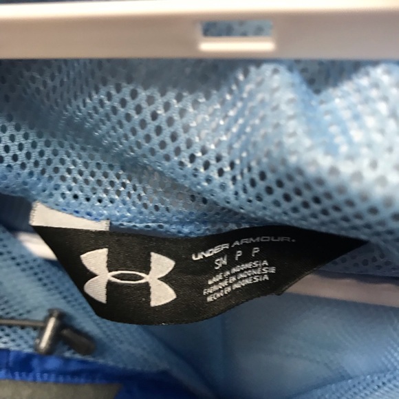 Under armour rain jacket - Picture 2 of 2